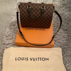 Louis Vuitton NWT SPEEDY BANDOULIÈRE 30